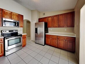 16028 SW 86th Terrace in Miami, FL - Building Photo - Building Photo