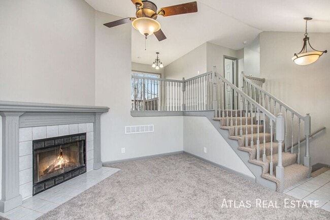 1871 Quail Ridge Dr in Liberty, MO - Building Photo - Building Photo