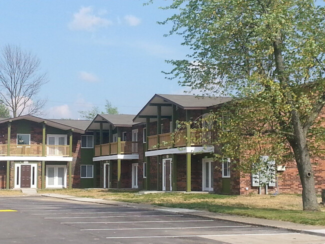 The Haciendas in Indianapolis, IN - Building Photo - Building Photo