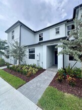 35702 SW 178th Ct in Homestead, FL - Building Photo - Building Photo