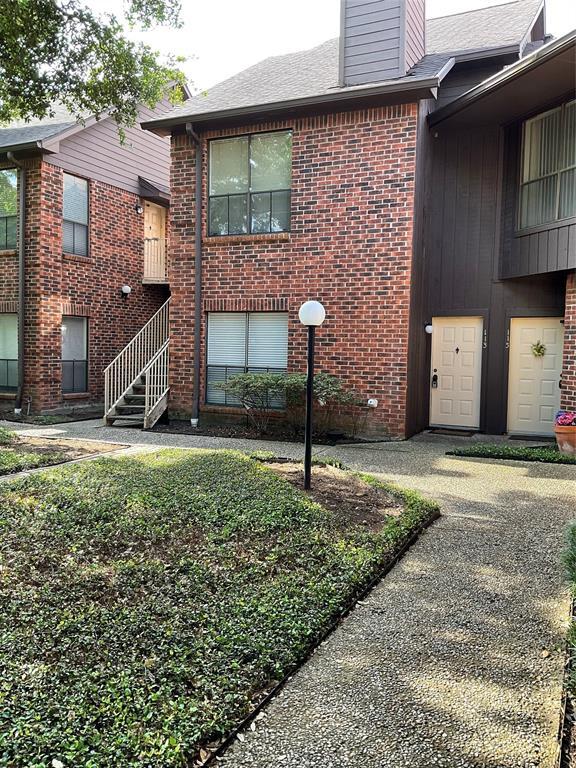 3100 Walnut Bend Ln in Houston, TX - Building Photo - Building Photo