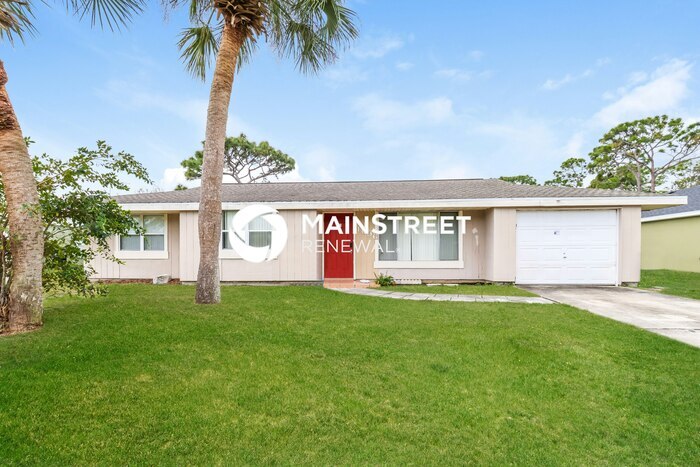 1096 Galty Cir NE in Palm Bay, FL - Building Photo