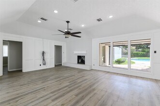 1022 Arrow Hill Rd in Houston, TX - Building Photo - Building Photo