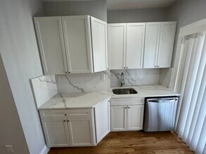 121 Oxford St, Unit 372-6 in Cambridge, MA - Building Photo - Building Photo