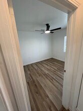 480 E Monterey Ave in Stockton, CA - Foto de edificio - Building Photo