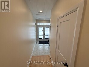 14 Portrush Trail in Brampton, ON - Building Photo - Building Photo