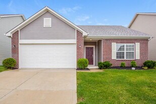 573 Farnham Dr in Westfield, IN - Building Photo