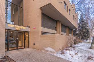 The Galleria in Edmonton, AB - Building Photo - Building Photo