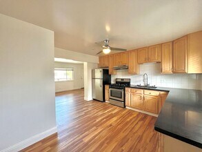 871 Sonoma Ave in Santa Rosa, CA - Building Photo - Building Photo