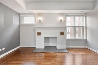 1460 W Fargo Ave, Unit 310 in Chicago, IL - Building Photo - Building Photo