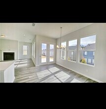 3989 Annsbury Ct in Lilburn, GA - Foto de edificio - Building Photo