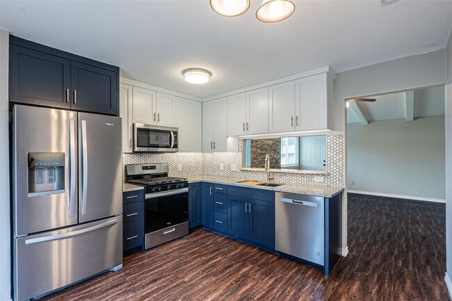 304 W William Cannon Dr in Austin, TX - Building Photo - Building Photo