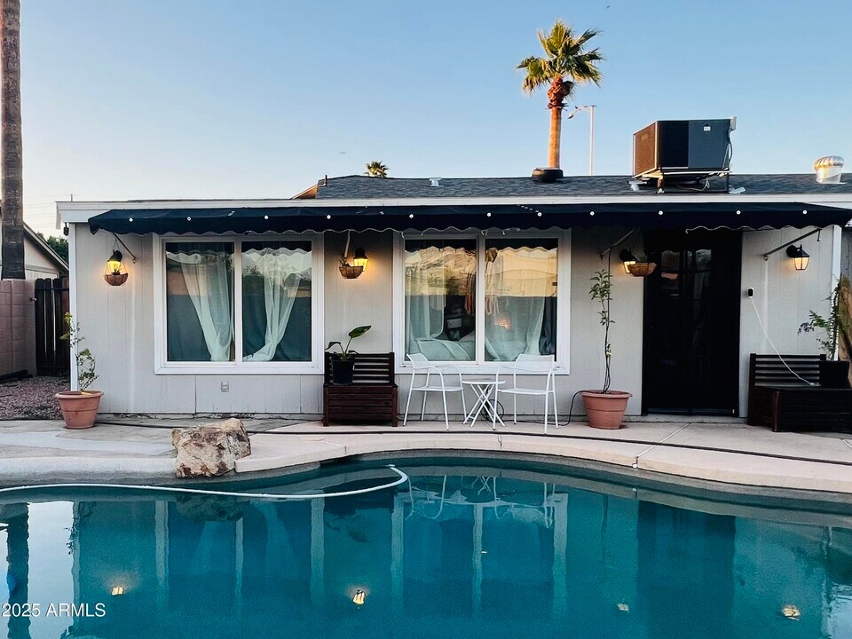 2459 E Baltimore St in Mesa, AZ - Building Photo