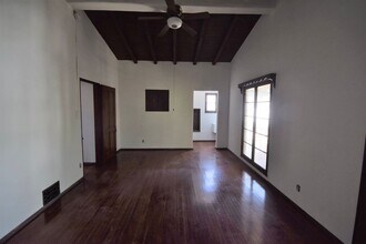 1008 Orange Grv Ave, Unit 1035 in Los Angeles, CA - Building Photo - Building Photo