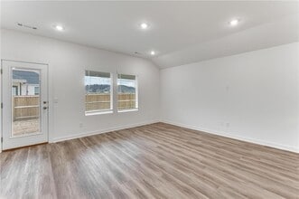 4604 W Aurora St in Fayetteville, AR - Building Photo - Building Photo