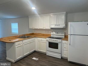 21 Jacob St in Berkeley Springs, WV - Building Photo - Building Photo