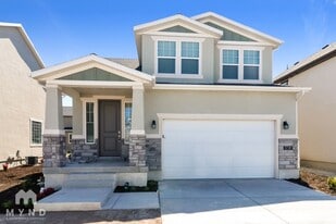 5718 Osprey Dr in Stansbury Park, UT - Building Photo
