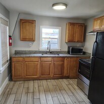 703 E Hanlon St in Tampa, FL - Building Photo