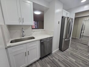 133 Harmon Cove Tower in Secaucus, NJ - Building Photo - Building Photo