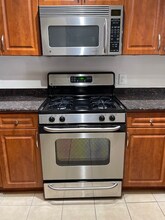 12917 Centre Park Cir in Herndon, VA - Building Photo - Building Photo