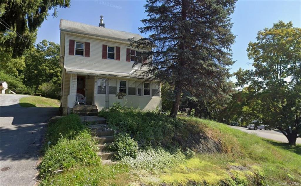 44 Scotchtown Ave in Goshen, NY - Building Photo