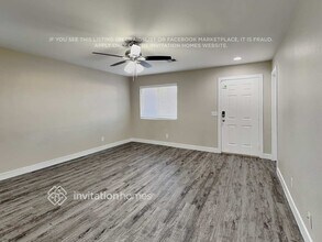 7809 Olympus Ave, Unit 7113 in Las Vegas, NV - Foto de edificio - Building Photo