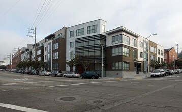 Union in San Francisco, CA - Foto de edificio - Building Photo