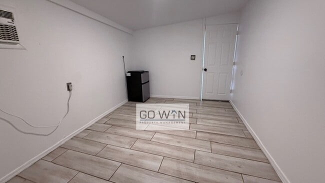 8422 W Jefferson St in Peoria, AZ - Building Photo - Building Photo