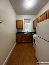 54 Lancaster Ter, Unit 2B in Brookline, MA - Building Photo - Building Photo