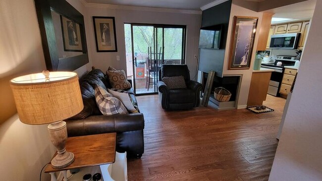 property at 6841 Countrywoods Cir