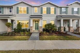 1851 Pinecliff Dr in Apopka, FL - Building Photo