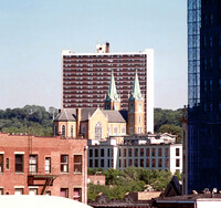 St. Casimir Apartments in Yonkers, NY - Foto de edificio - Building Photo