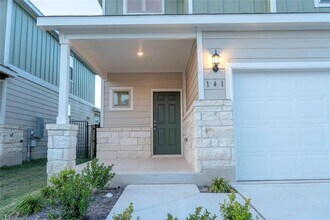 141 Banyon Dr in Liberty Hill, TX - Building Photo - Building Photo