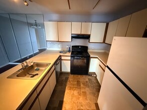 310 Heather Croft in Egg Harbor Township, NJ - Building Photo - Building Photo