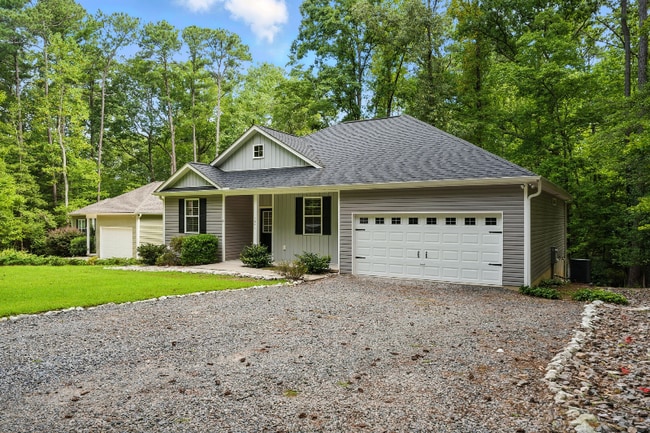 1541 Louisiana Ln in Sanford, NC - Building Photo - Building Photo