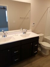 3905 Clyde St in Elizabeth City, NC - Foto de edificio - Building Photo