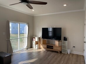 1235 Greylock Ln in Frederick, MD - Foto de edificio - Building Photo