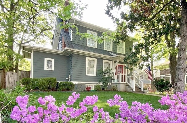 property at 802 N Daniel St