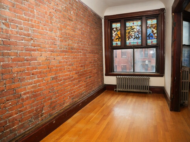259 W Newton St in Boston, MA - Foto de edificio - Building Photo