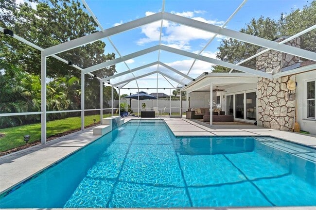 2824 Paddock Dr in Palm Harbor, FL - Building Photo - Building Photo