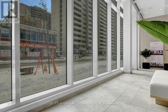 391 Slater St. in Ottawa, ON - Building Photo - Building Photo