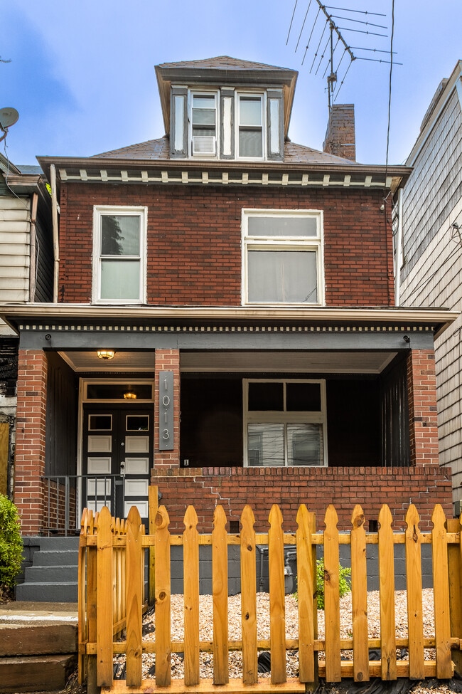 1013 Ross Ave, Unit 1