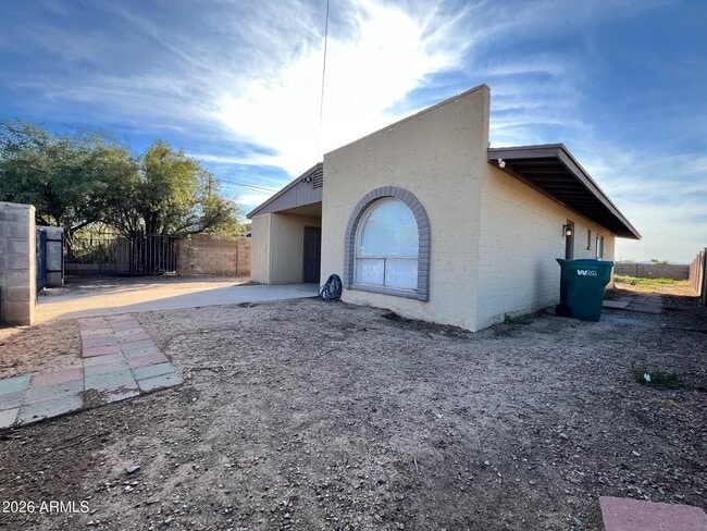 property at 26216 S Tangelo Ave