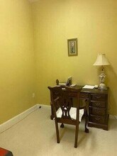 31 Harbour Isle Dr W in Fort Pierce, FL - Building Photo - Building Photo
