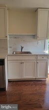37 W Broad St in Hopewell, NJ - Building Photo - Building Photo