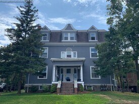 19 Braemore Rd, Unit 3 in Boston, MA - Building Photo