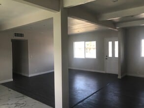 18 Idaho Way in Henderson, NV - Building Photo - Building Photo