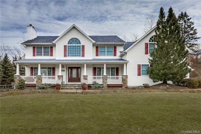 property at 6 Sycamore Ln