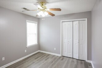 1147 Deer Creek Dr in Hernando, MS - Foto de edificio - Building Photo