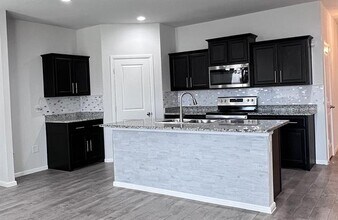 617 Blacktail Dr in Fort Worth, TX - Building Photo - Building Photo